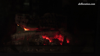 Порвал девственную плеву блондинке с огромными сисями