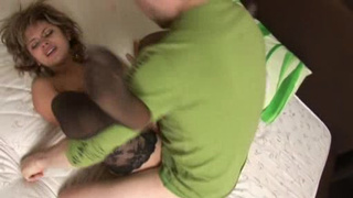 Факеры из Казани вдвоем поимели пьяную Аню в колготках