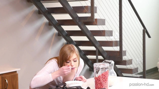 Спортивный чувак Шпилит Молоденькую Любовницу