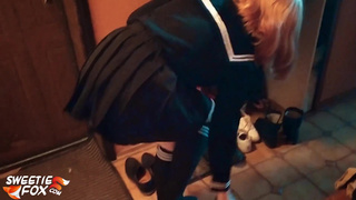 Отец шпилит юную дочь в ротик за плохие отметки в университете