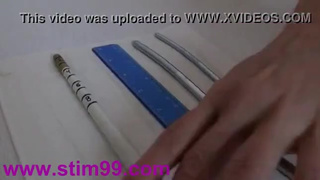 Местная шалава с большим опытом работы показывает свою большую письку