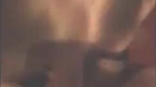 Любительское видео молодухи глубоко сосущей хуй своему дружку