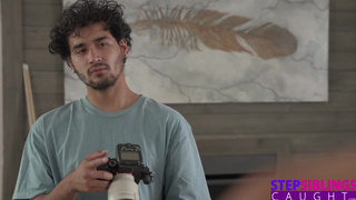 Пофоткал голую сестру — теперь еби её киску, до оргазмов и судорог